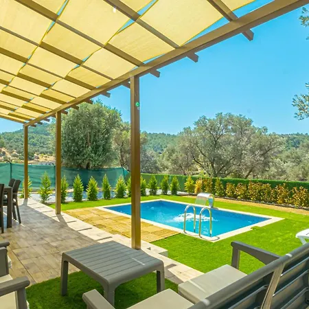 Lena Private Pool *
