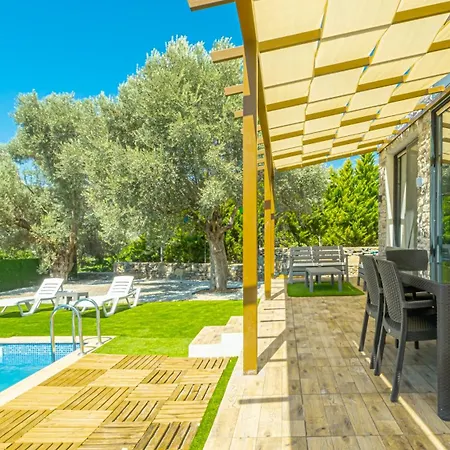 וילה Lena Private Pool *